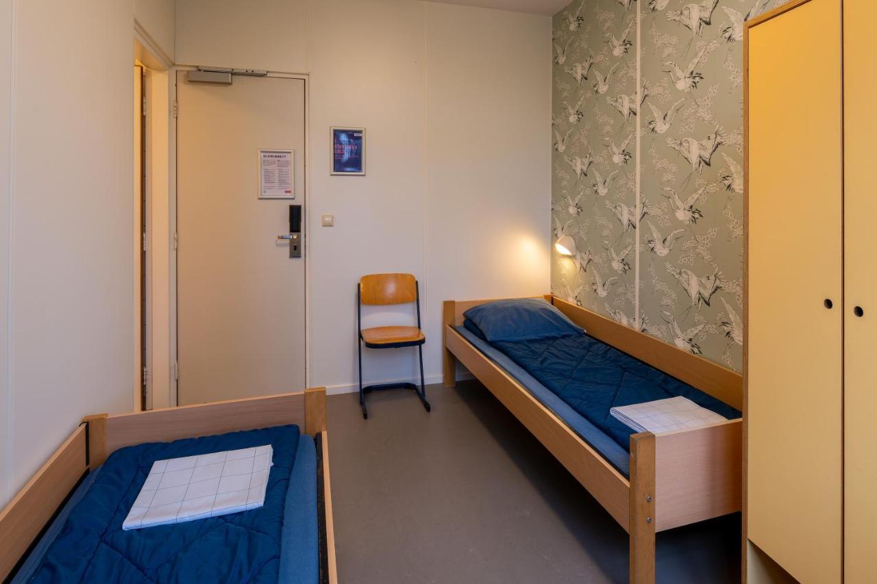 Stayokay Hostel アーネム エクステリア 写真