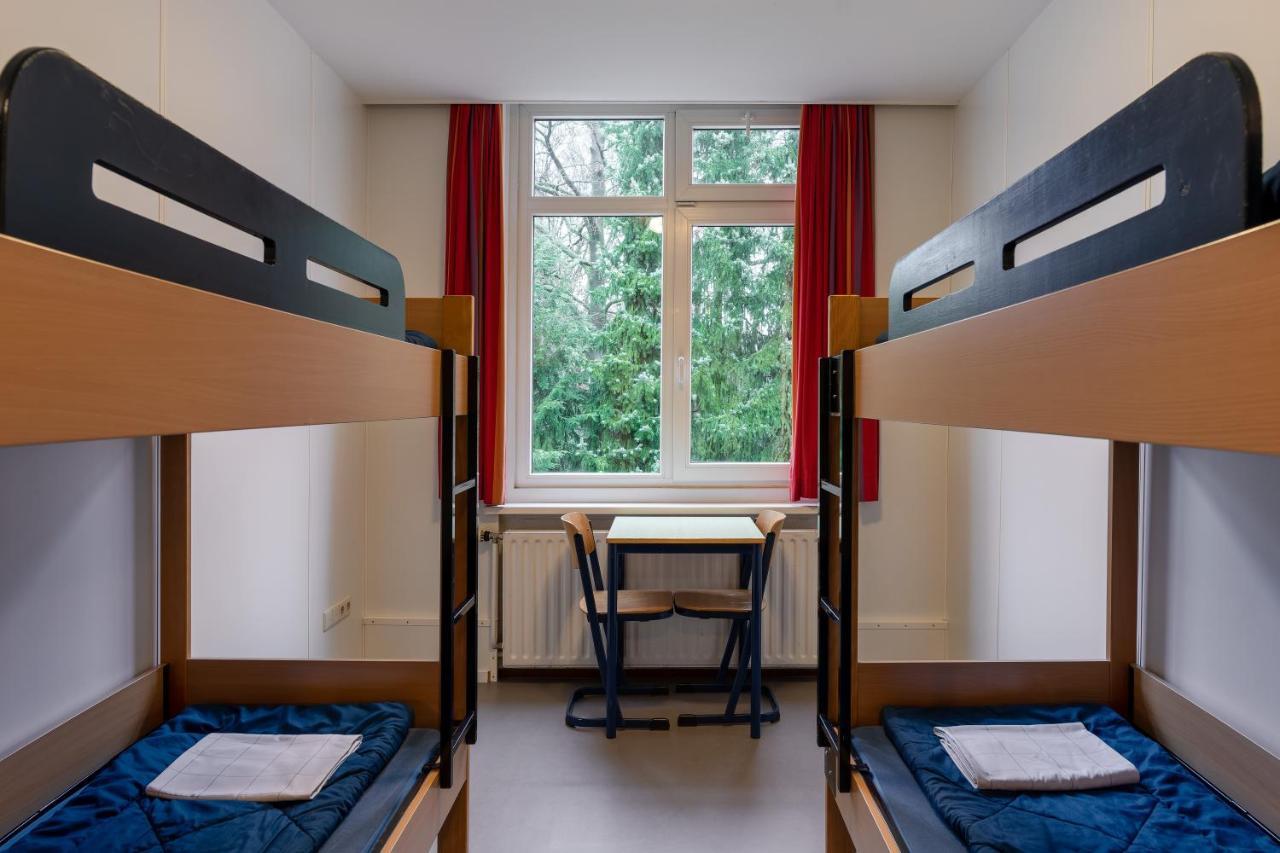 Stayokay Hostel アーネム エクステリア 写真